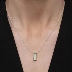 Manhattan Rose Quartz Pendant Necklace
