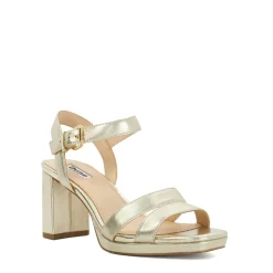 Manifesting Block Heel Sandals