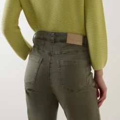 Mid-Rise Bootcut Jeans