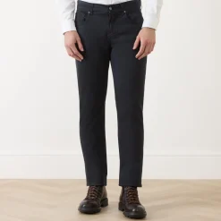 Modern Straight Leg Jeans