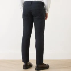 Modern Straight Leg Jeans