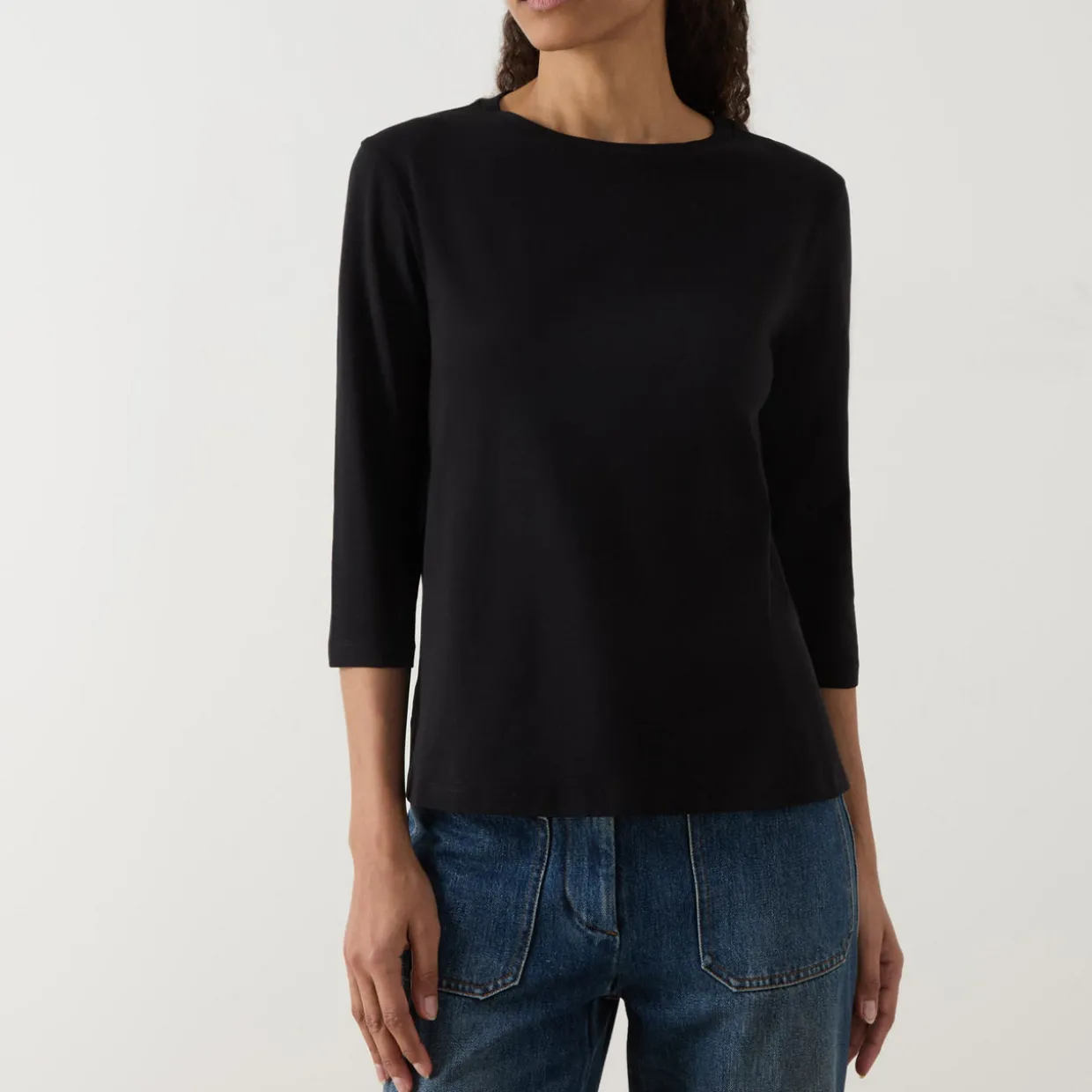 Multia Butterfly Logo Top
