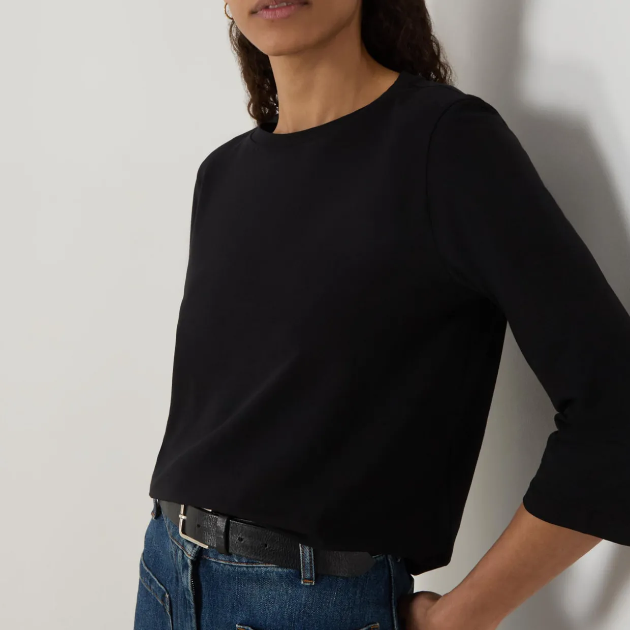 Multia Butterfly Logo Top