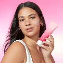 Nutritious 2-in-1 Foam Cleanser