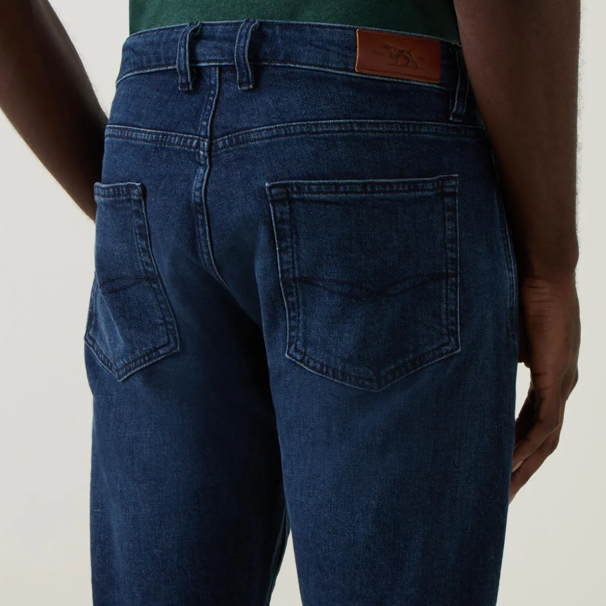 Owaka Mid-Rise Straight Leg Jeans