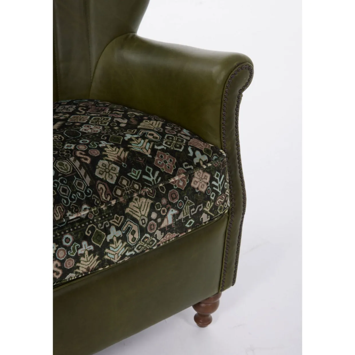 Percy Armchair Kodak Palm & Cleo Moss