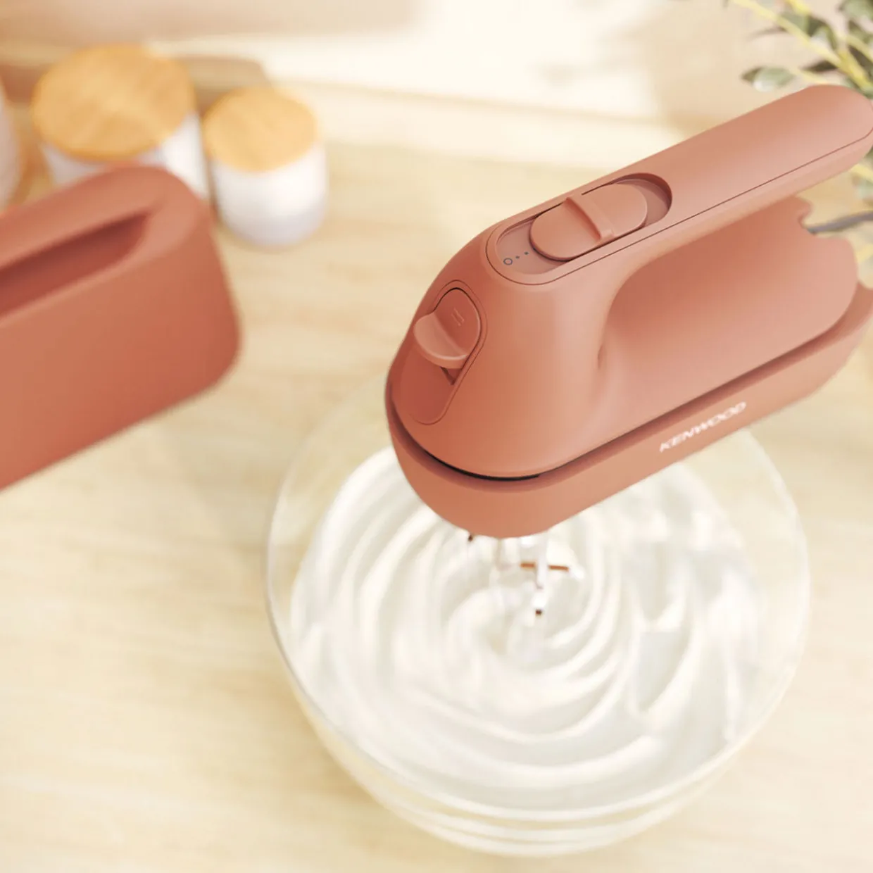 Quickmix Go 5 Speed Hand Mixer Red