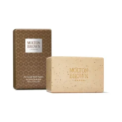 Re-Charge Black Pepper Bodyscrub Bar