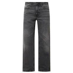 90s Mid-Rise Straight Leg Jeans