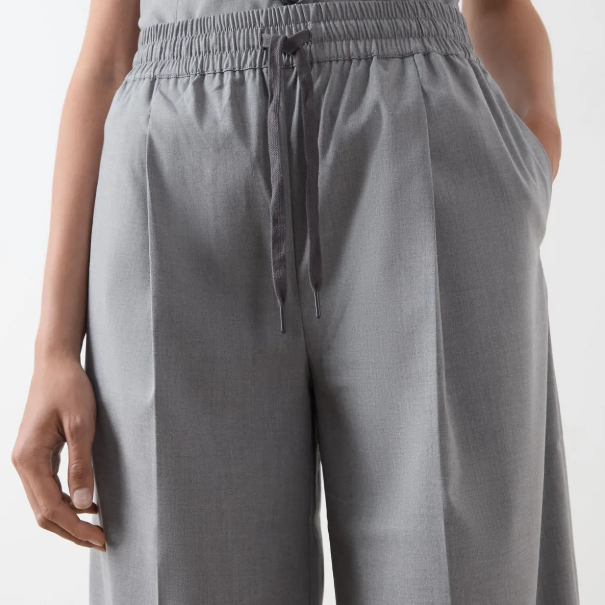 Sarila High-Rise Wide Leg Trousers