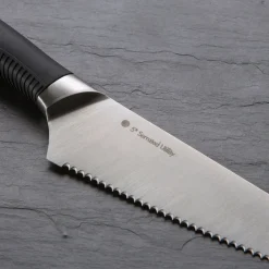 Serrated Utility Knife