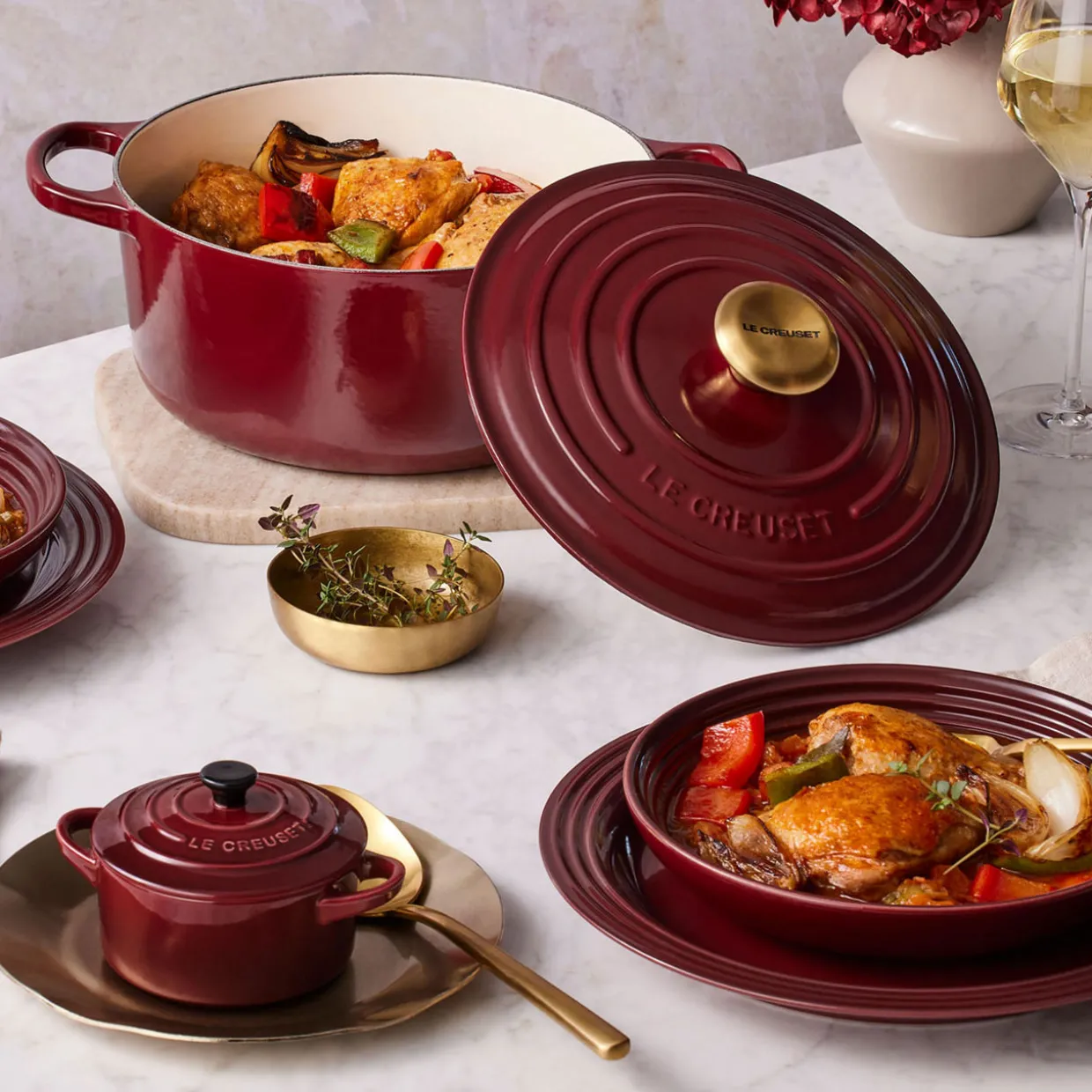 Signature Cast Iron Round Casserole 22cm