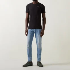 Slim Base T-Shirt