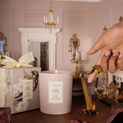 Special-Edition Myrrh & Tonka Scented Candle