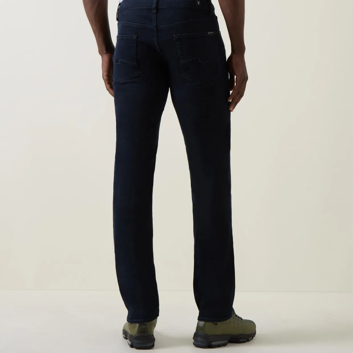 Standard Mid-Rise Straight Leg Jeans