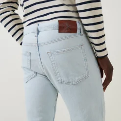 Standard Straight Leg Jeans