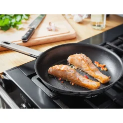 Stay Cool Non-Stick Frying Pan 24cm