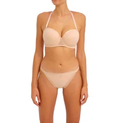Tailored Moulded Strapless Bra