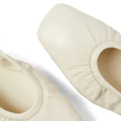 Tayla Ballet Flats