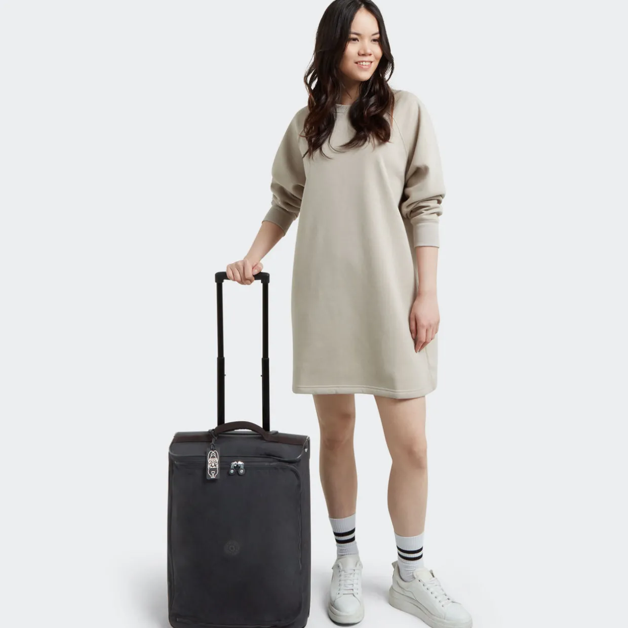 Teagan Cabin Wheeled Duffle