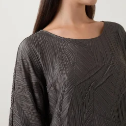 Textured Pattern Blouse