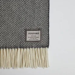 The Belleek Throw