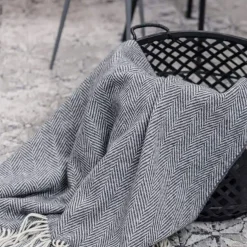 The Belleek Throw