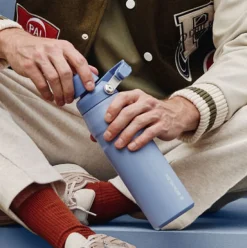 The Hydrangea Iceflow™ Bottle Fast Flow 0.7L