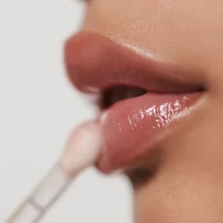 The Lip Volumizer