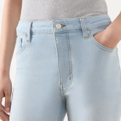 The Reboot Bootcut Cropped Jeans
