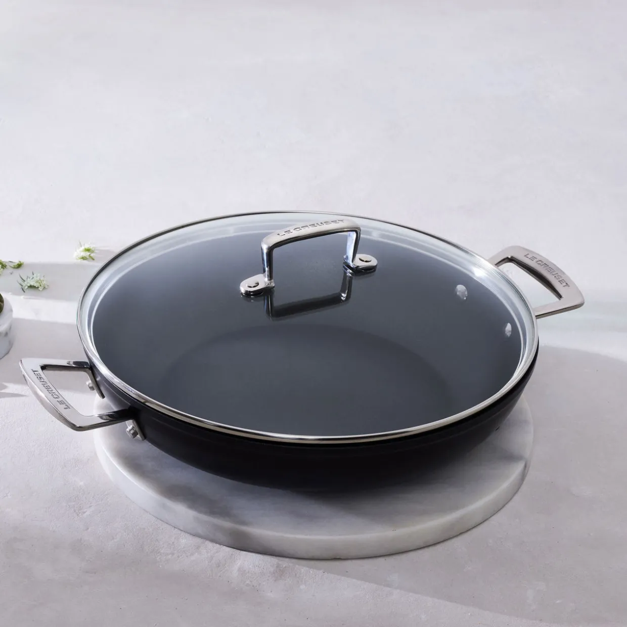 Toughened Non-Stick Shallow Casserole 26cm