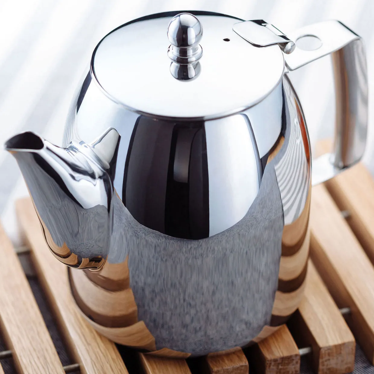 Traditional Eight-Cup Continental Teapot 1.5L