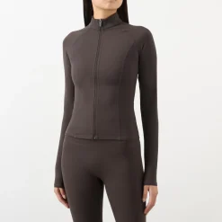 Ultimate Long-Sleeved Zipped Top