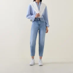Ultra High-Rise Tapered Mom Jeans