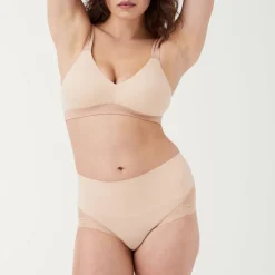Undie-tectable® Light Control Lace Hi-Hipster Briefs