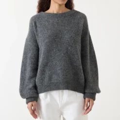 Vitow Sweater