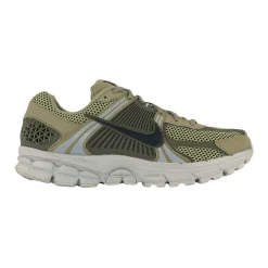 Zoom Vomero 5 Trainers